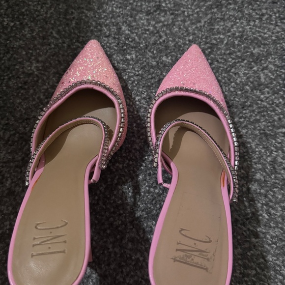 INC Pointed Heels - Picture 3 of 5